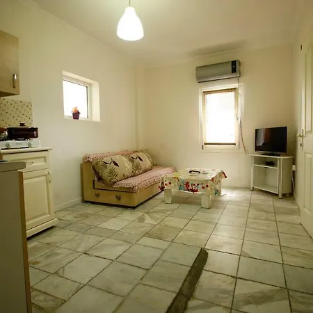 Apartment Mesut Apart