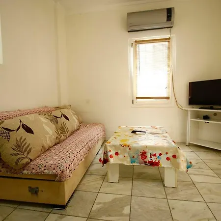 Apartment Mesut Apart