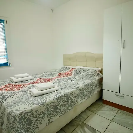Apartament Mesut Apart